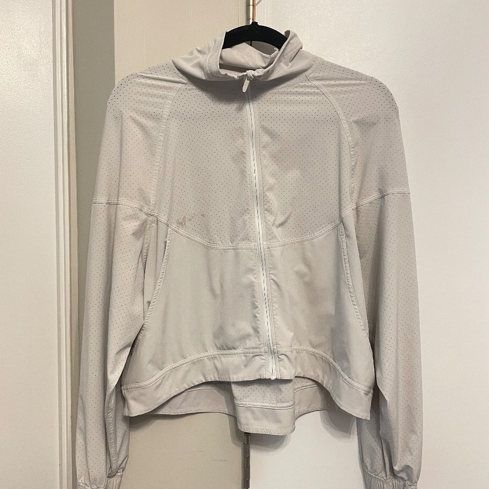 Lululemon Grey-White Jacket